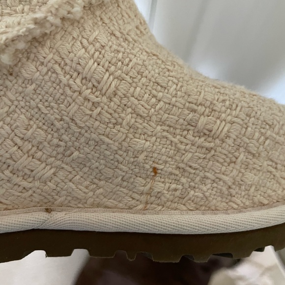 Ugg Australia Heirloom Cream Lace Up Boot Size 7 NEW - Picture 4 of 8